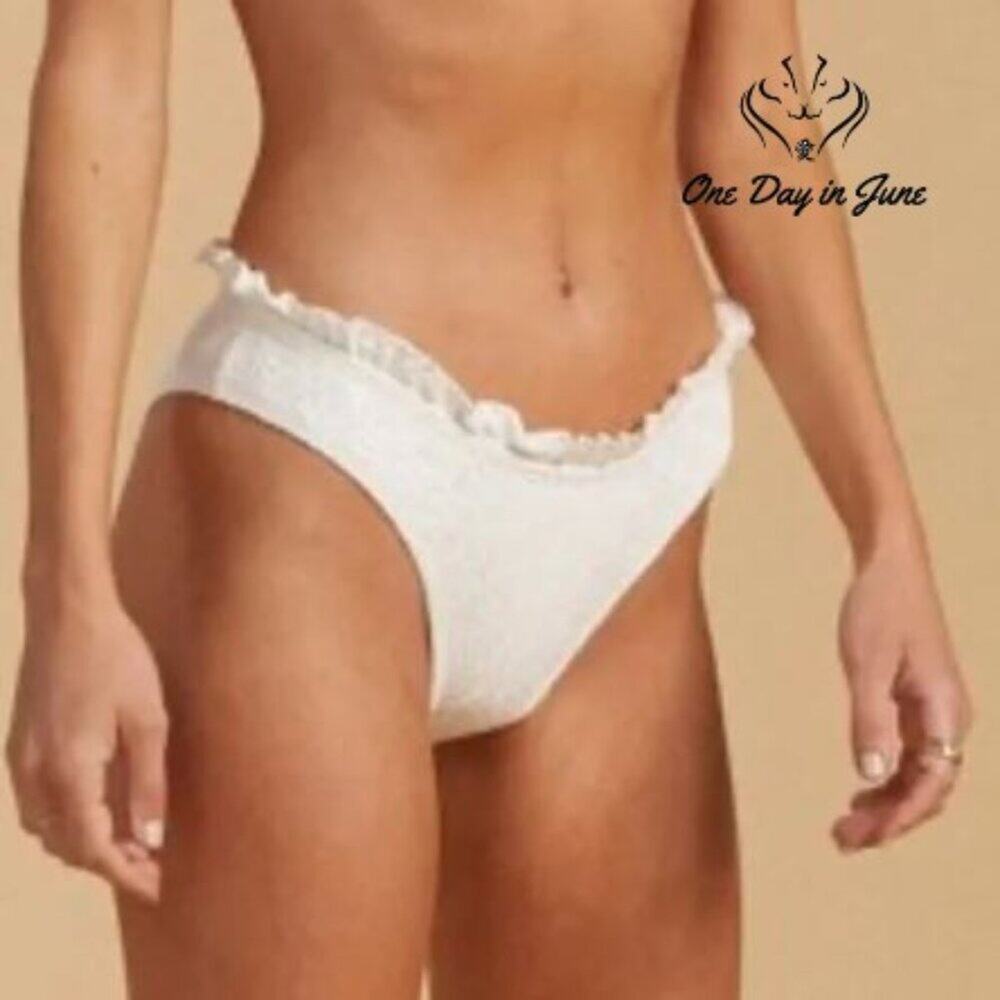 Billabong Salty Blonde By The Seashore Bondi Bikini Bottom NWT $79.95 Size M